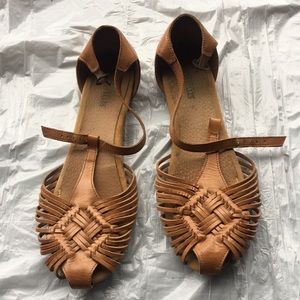 Seychelles sandals